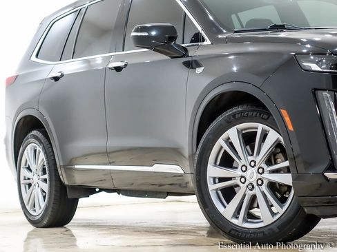 Used 2020 Cadillac XT6 Premium Luxury AWD/4WD image 4