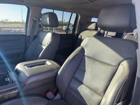 Used 2016 GMC Yukon XL Denali w/ Open Road Package image 26