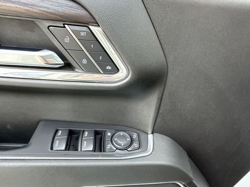 Certified 2024 GMC Sierra 1500 SLT w/ SLT Convenience Package image 30