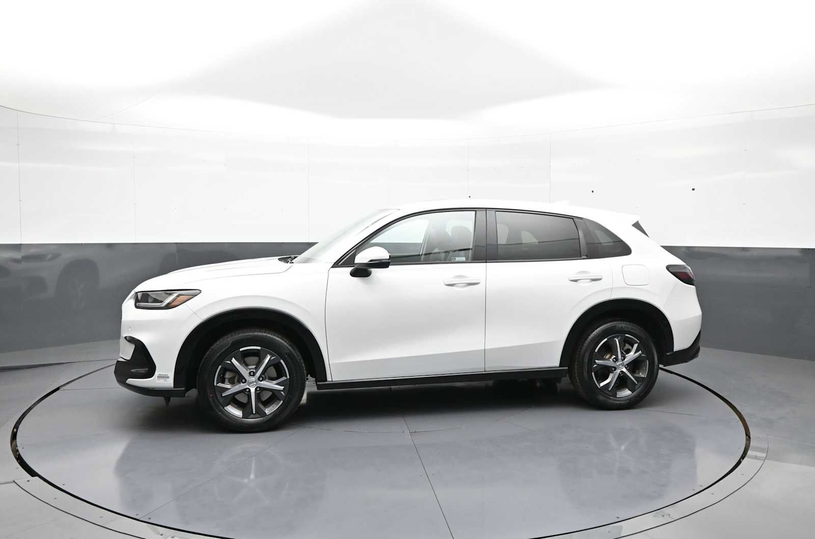 Certified 2023 Honda HR-V EX-L image 8