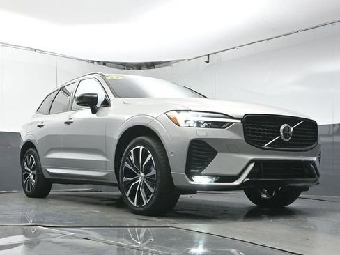 Used 2023 Volvo XC60 B5 Plus w/ Climate Package FWD image 33