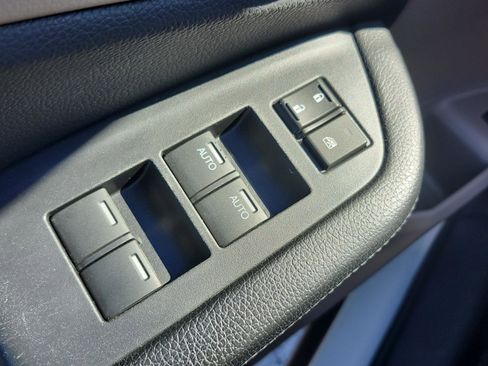 Used 2017 Honda Pilot LX image 38