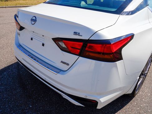 Used 2023 Nissan Altima 2.5 SL AWD/4WD image 25