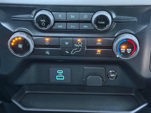 Used 2024 Ford F150 XL AWD/4WD image 17