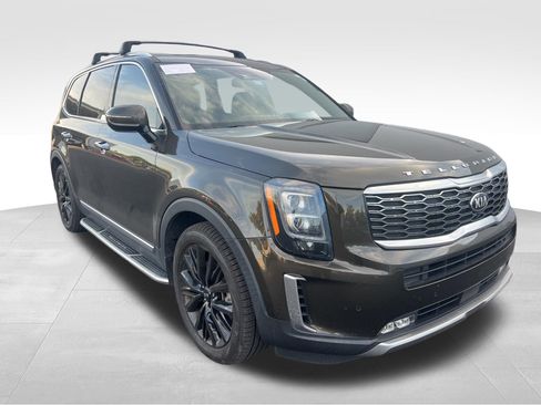 Used 2020 Kia Telluride SX w/ Towing Package image 3