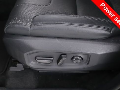 Used 2023 Toyota Tundra Limited AWD/4WD image 18