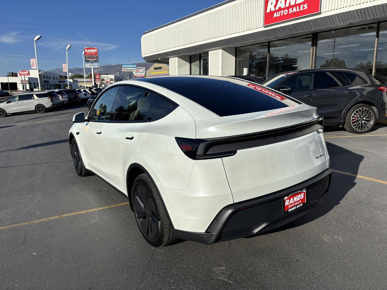 Used 2026 Tesla Model Y Long Range AWD/4WD image 8
