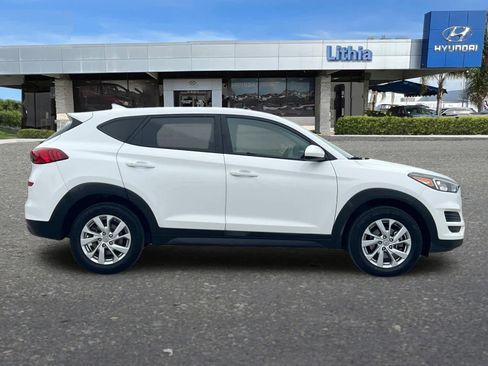 Used 2020 Hyundai Tucson SE image 8