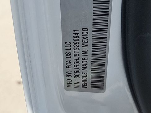 New 2026 RAM 2500 Tradesman AWD/4WD image 29