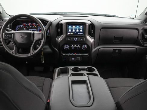 Used 2019 Chevrolet Silverado 1500 Custom Trail Boss w/ Custom Convenience Package AWD/4WD image 15