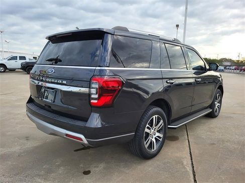 Used 2022 Ford Expedition Limited image 24