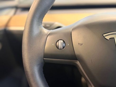 Used 2023 Tesla Model 3 Standard Range RWD image 24