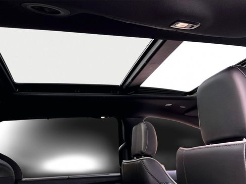 Used 2023 Chrysler Pacifica Limited w/ S Appearance Package image 15