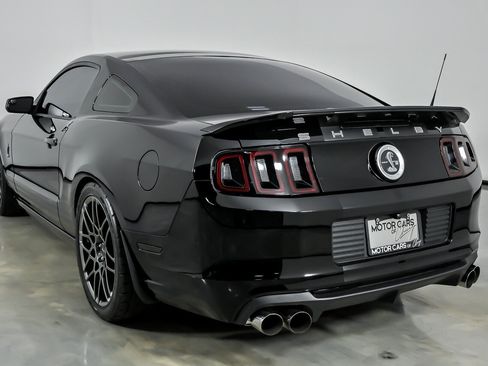Used 2013 Ford Mustang Shelby GT500 RWD image 10