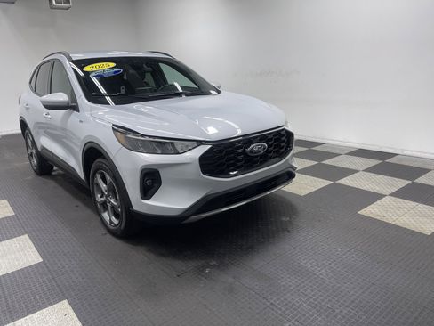 Used 2025 Ford Escape ST-Line Select image 6
