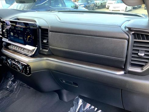 Used 2024 Chevrolet Silverado 1500 LT w/ Convenience Package II image 18