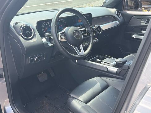 Used 2022 Mercedes-Benz GLB 250 4MATIC image 19