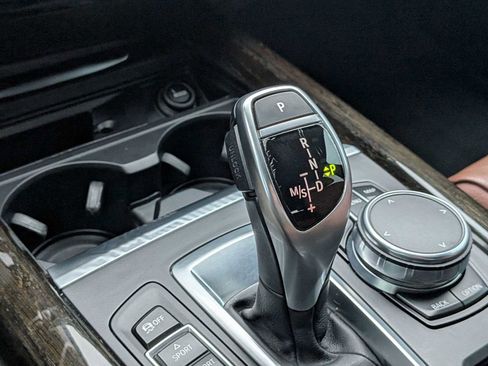 Used 2018 BMW X5 sDrive35i w/ M Sport Package image 31