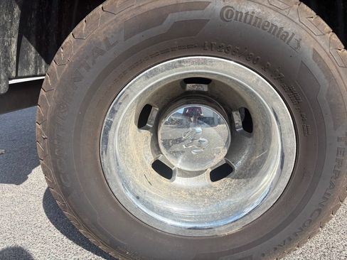 Used 2018 RAM 3500 Tradesman w/ Chrome Appearance Group AWD/4WD image 11