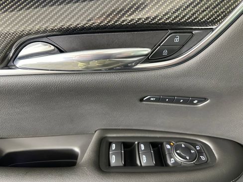 Used 2021 Cadillac XT6 Sport AWD/4WD image 25
