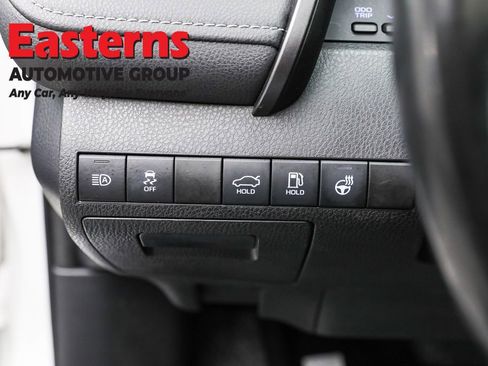 Used 2022 Toyota Camry XSE image 22