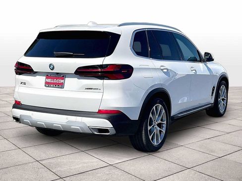 Used 2025 BMW X5 xDrive50e AWD/4WD image 15
