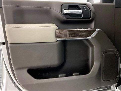 Used 2022 GMC Sierra 2500 SLE image 17