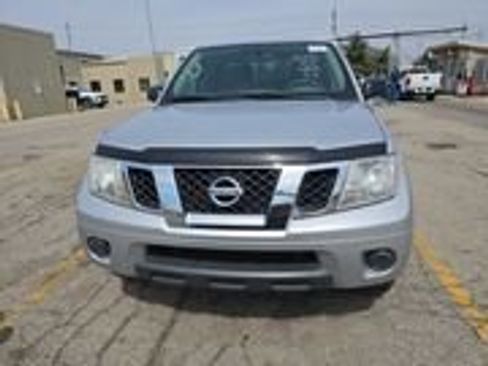 Used 2019 Nissan Frontier SV RWD image 3