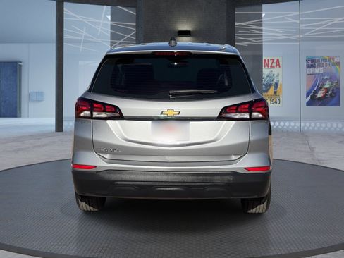 Certified 2024 Chevrolet Equinox LS FWD image 5