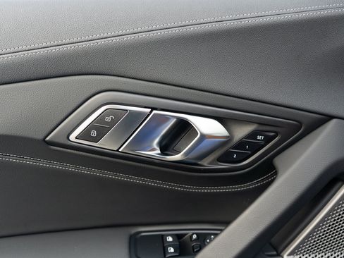 Used 2025 BMW Z4 M40i w/ Edition RWD image 13
