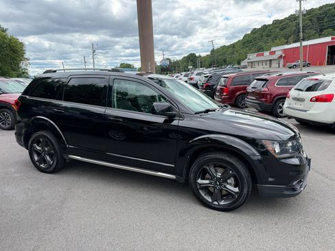 Used 2020 Dodge Journey Crossroad FWD image 5