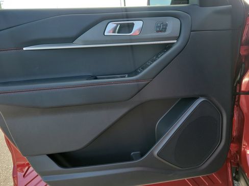 New 2026 Ford Explorer ST-Line w/ ST-Line Street Pack RWD image 13