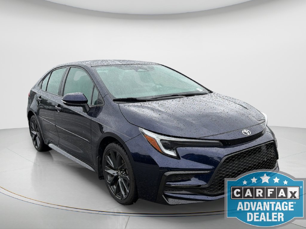 Used 2024 Toyota Corolla SE FWD image 3