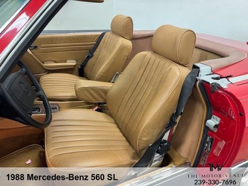 Used 1988 Mercedes-Benz 560 SL image 23