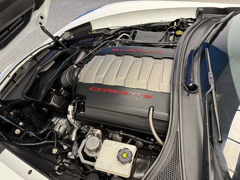 Used 2019 Chevrolet Corvette Grand Sport w/ Z07 Performance Package RWD image 19