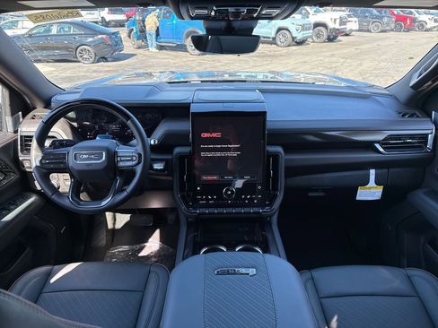 New 2026 GMC Yukon AT4 w/ AT4 Premium Plus Package image 6