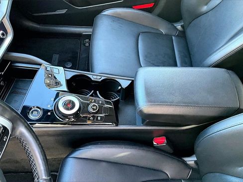 Used 2023 Kia Sportage EX image 14