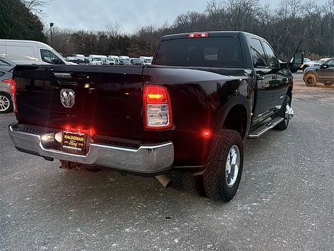 Used 2019 RAM 3500 Big Horn image 4