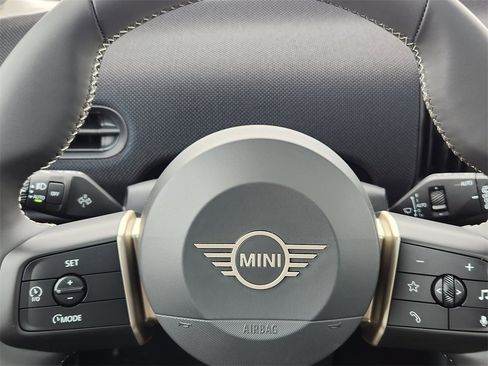 New 2026 MINI Cooper S image 12