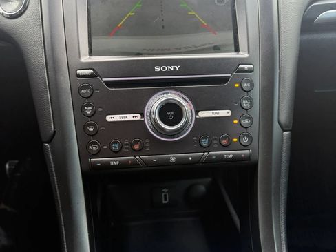 Used 2017 Ford Fusion Energi Titanium FWD image 12