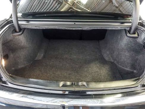 Used 2023 Chrysler 300 Touring AWD/4WD image 28