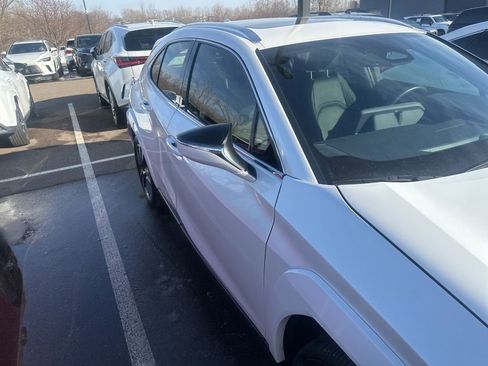 Certified 2025 Lexus UX 300h 300h Premium w/ Accessory Package (Z1) image 7