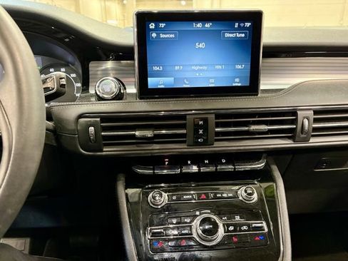 Used 2022 Lincoln Corsair FWD image 4