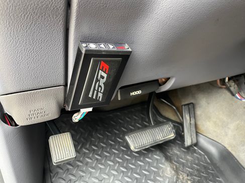 Used 2001 Dodge Ram 3500 Truck SLT image 19