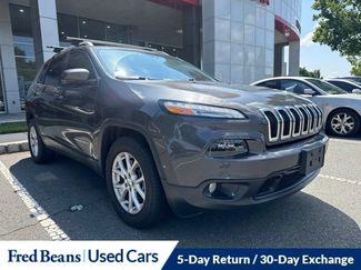 Used 2016 Jeep Cherokee Latitude w/ Safety/Convenience Group AWD/4WD video 1