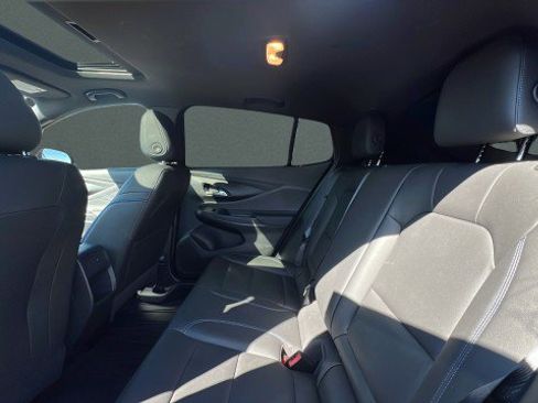 Used 2024 Buick Envista Sport Touring w/ Convenience I Package image 7