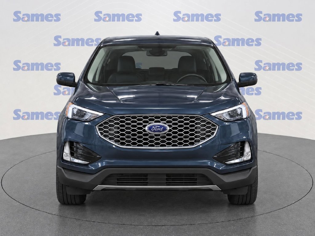 Certified 2024 Ford Edge SEL w/ Convenience Package AWD/4WD image 5