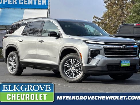 New 2026 Chevrolet Traverse LT w/ Driver Confidence Package image 1