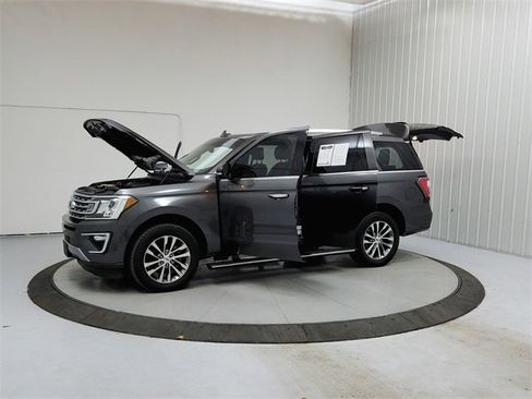 Used 2018 Ford Expedition Limited image 11