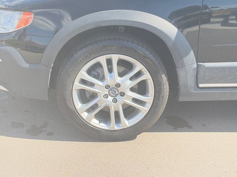 Used 2016 Volvo XC70 T5 Premier w/ Protection Package AWD/4WD image 24